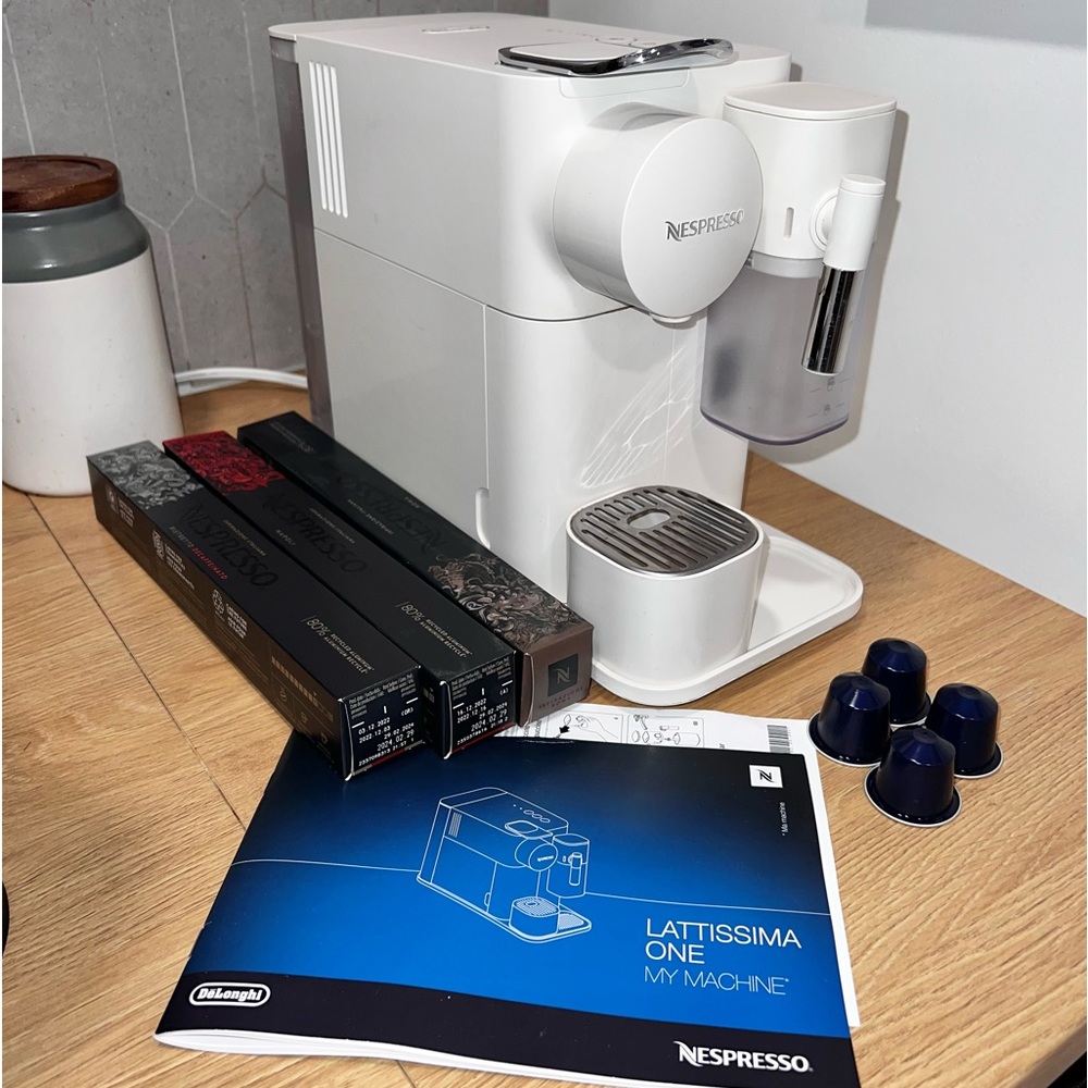 Nespresso Lattissima One Machine